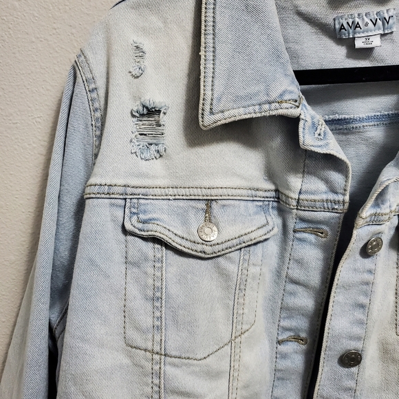 Light Wash Jean Jack Plus Size 3x - Picture 4 of 10